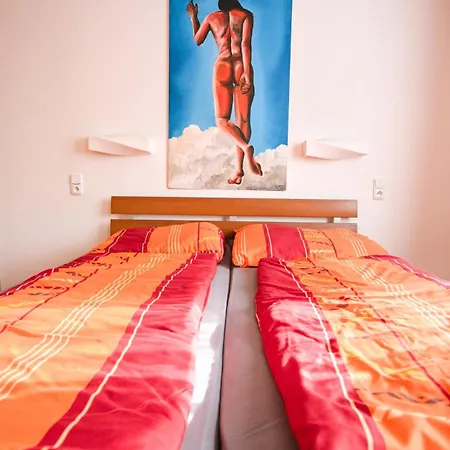 Mestsky - Flat & 24h Self Check-in & 62m2 & Free Parking Apartment *