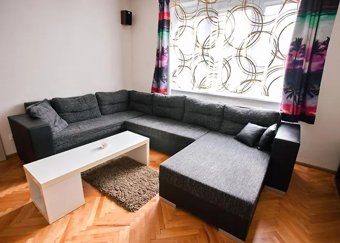 Mestsky - Flat & 24h Self Check-in & 62m2 & Free Parking 아파트