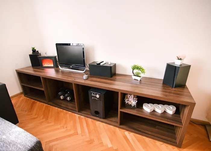 Mestsky - Flat & 24h Self Check-in & 62m2 & Free Parking 아파트